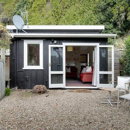 Tiny Home Big Vibes In Central เนเปียร์ ภายนอก รูปภาพ