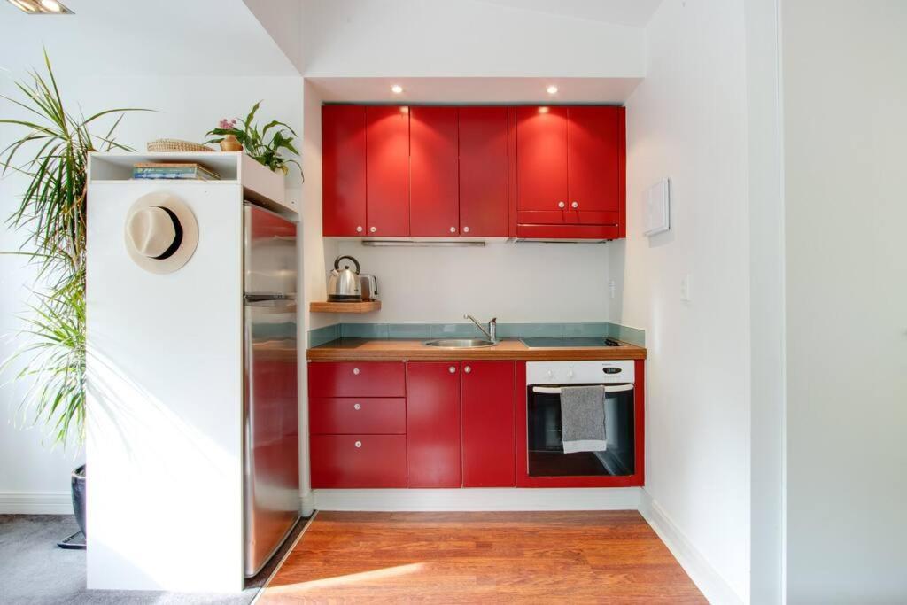 Tiny Home Big Vibes In Central เนเปียร์ ภายนอก รูปภาพ